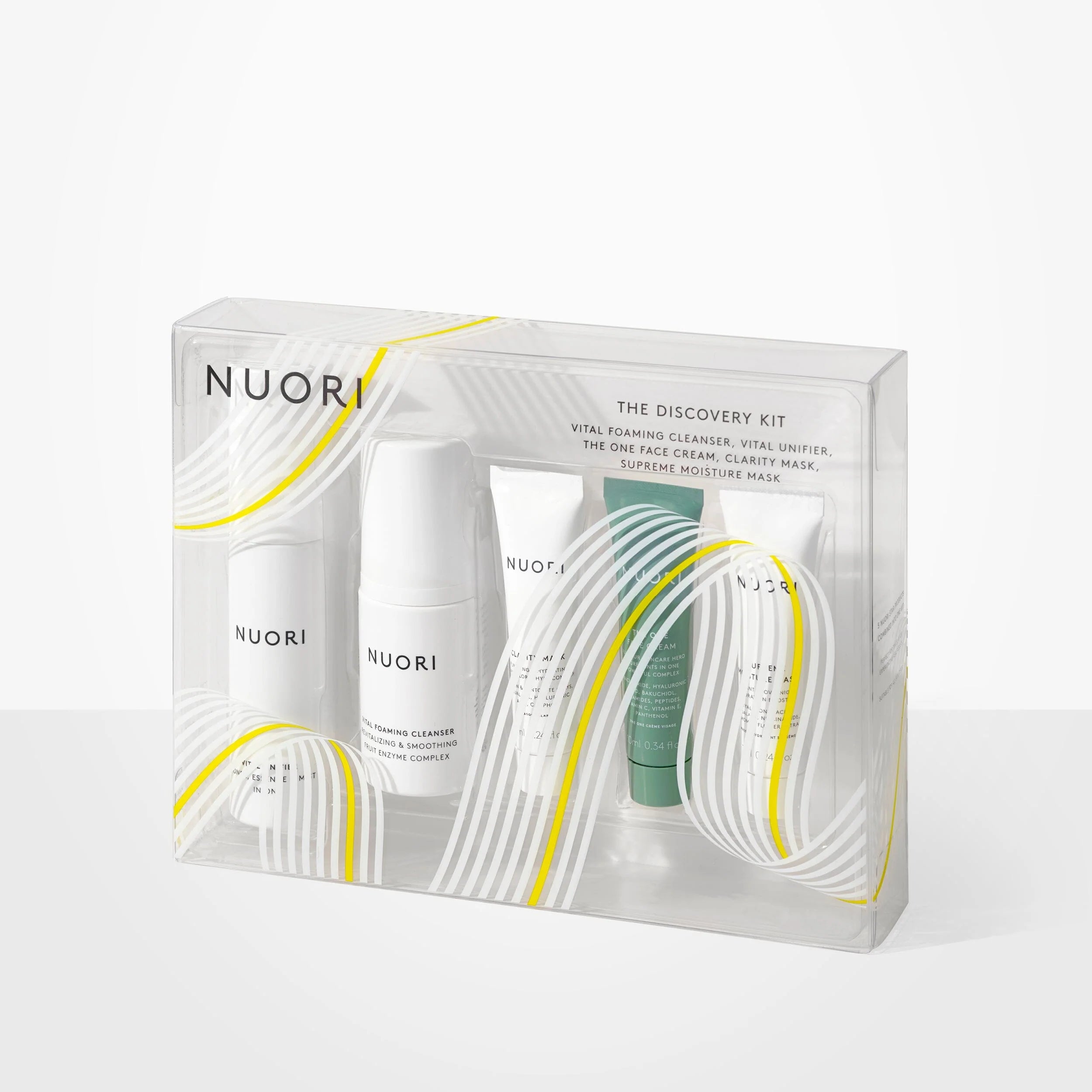NUORI The Discovery Kit PURELA -näytekoko, sisältää erilaisia ihonhoitotuotteita, pakkauksessa ja tuotteiden näkyvät tekstit.