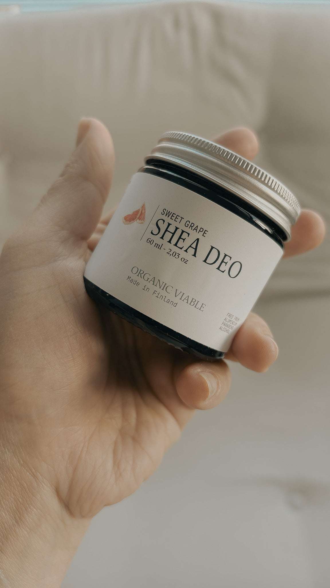PURELA I'M Nordic Eco Shea Deo Sweet Grape käsivoide, 60ml, luonnollinen ja kosteuttava deodorantti shea-voiteella.