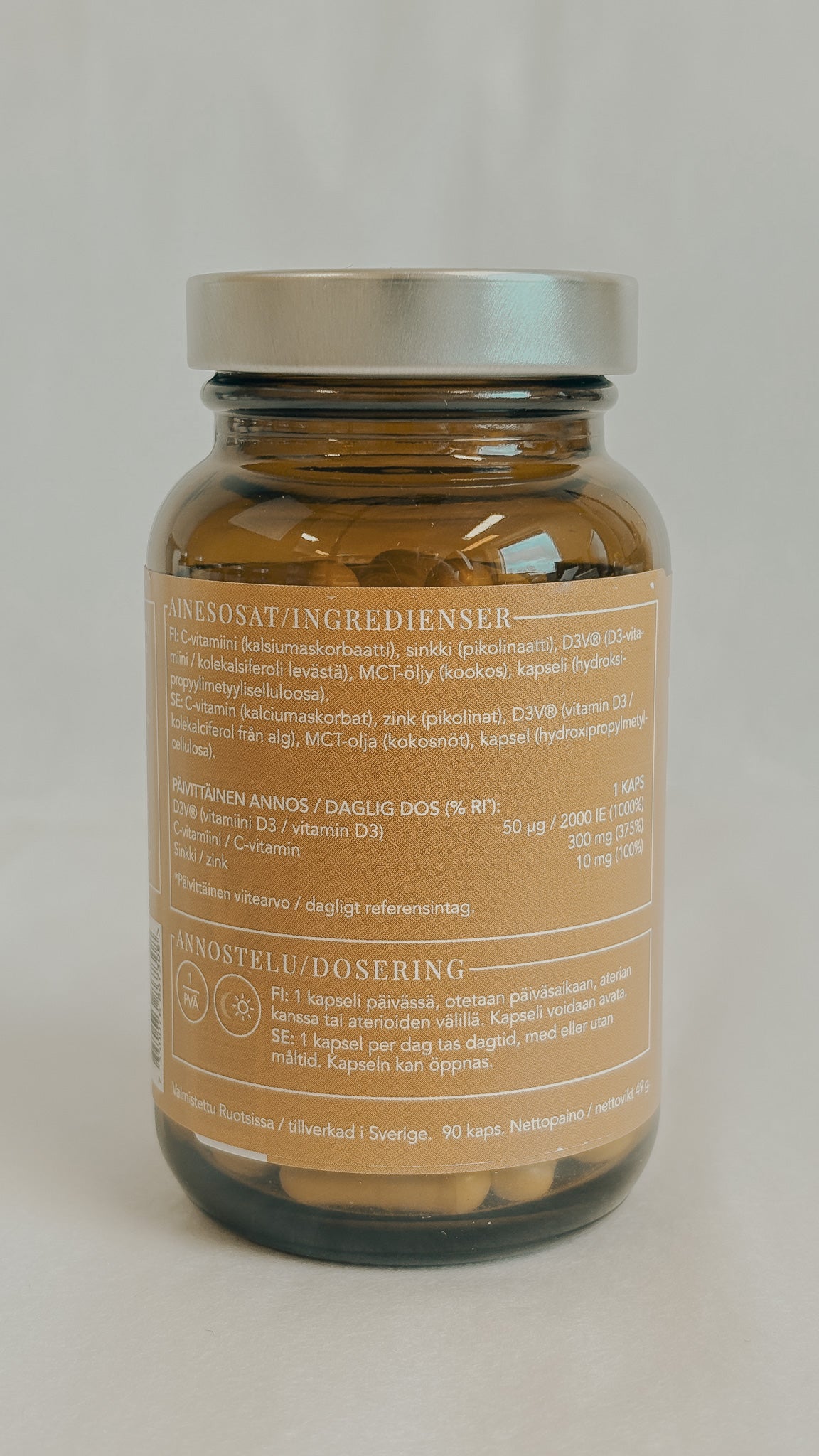 NORDBO D3, C-vitamiini ja sinkki -kapselit, PURELA, 90 kappaletta, näkyvissä purkin kapselit ja etiketti.