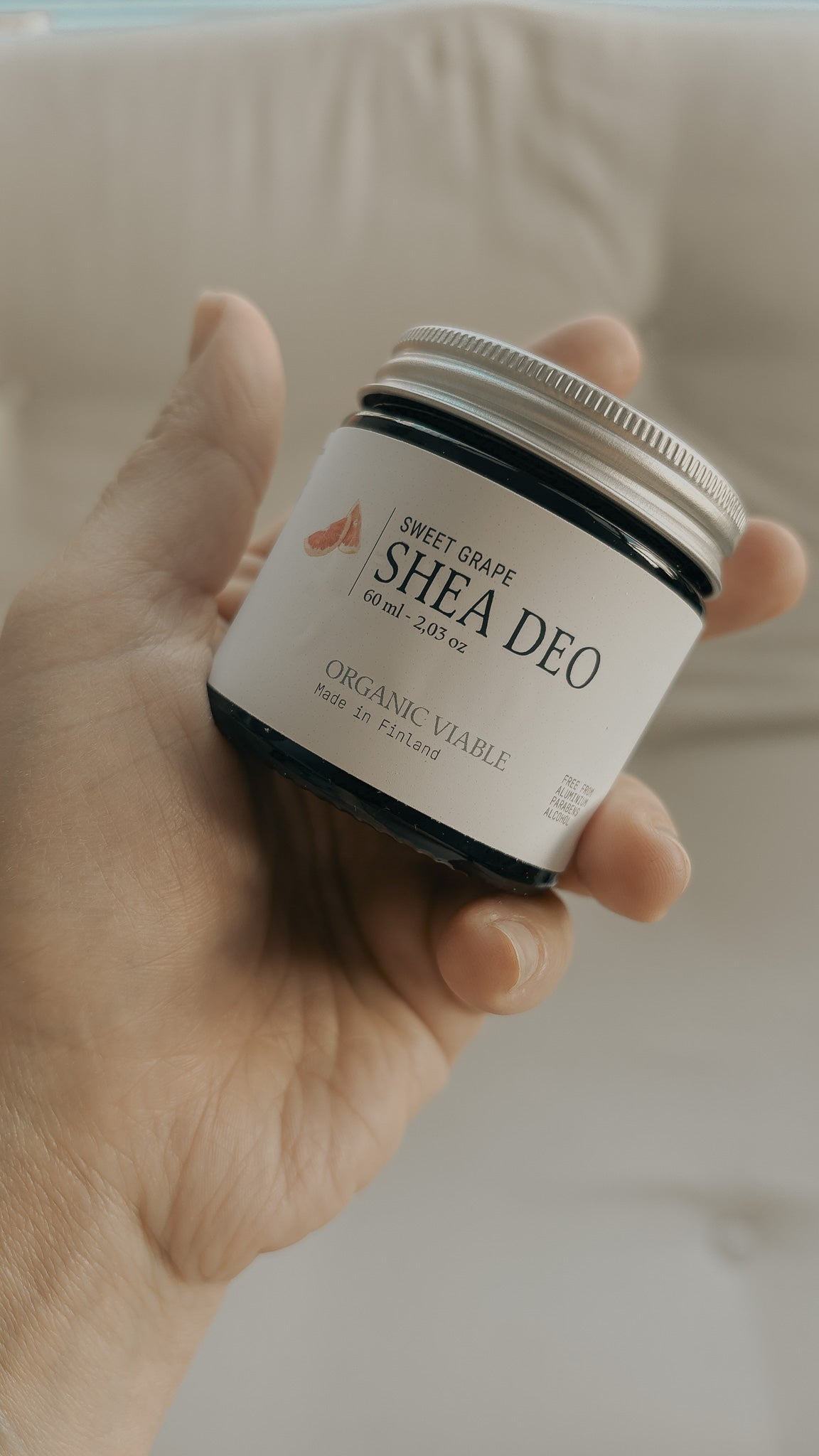 PURELA I'M Nordic Eco Shea Deo Sweet Grape käsivoide, 60ml, luonnollinen ja kosteuttava deodorantti shea-voiteella.