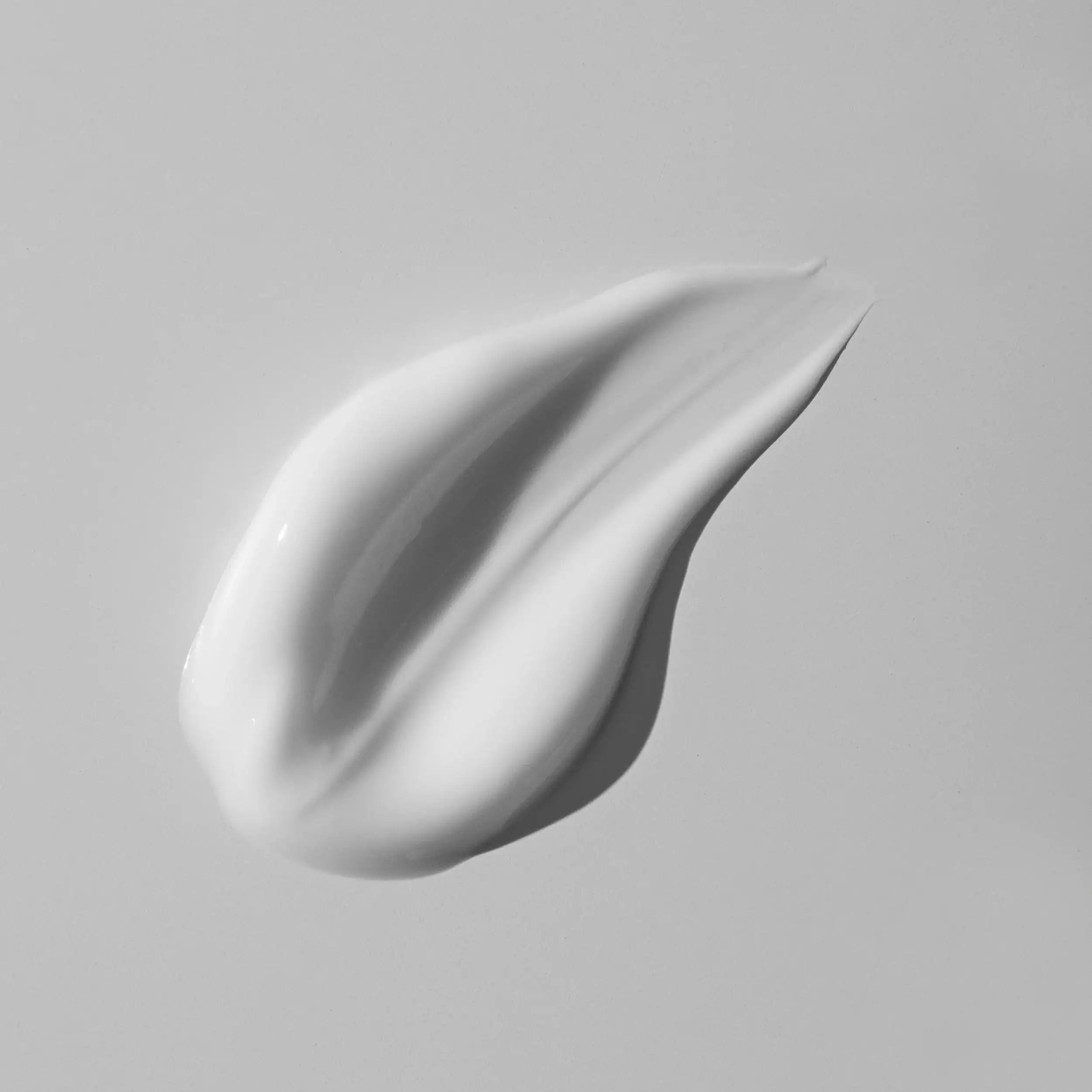 NUORI Vital Eye Cream kasvojen silmänympärysvoide PURELA, 15 ml, kermaisen tekstuurin pakkauksessa.