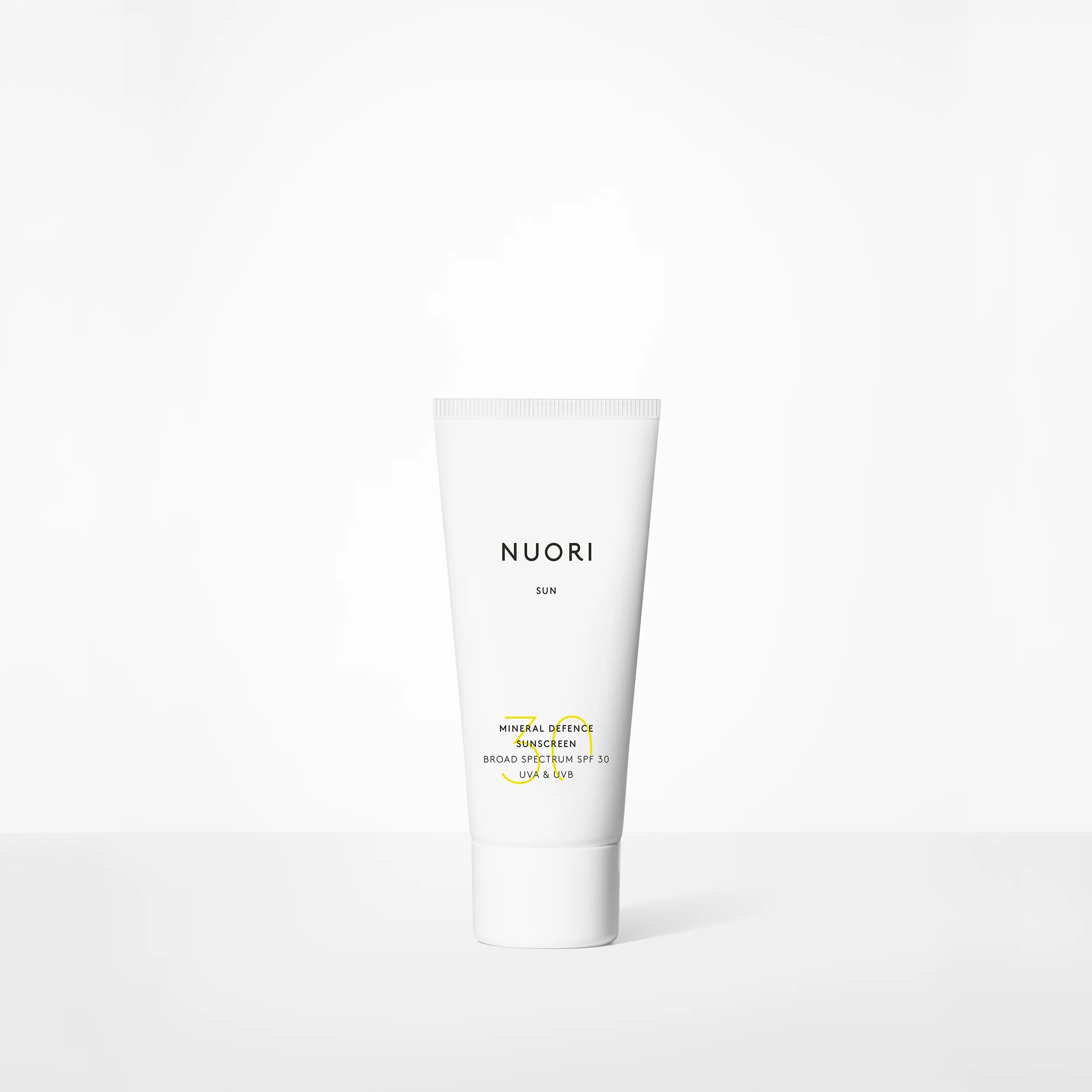 Purela NUORI Mineral Defence SPF 30 kasvosuojavoide 50 ml, harmaa pumppupullo, luonnollinen mineraalinen suojavoide kasvoille