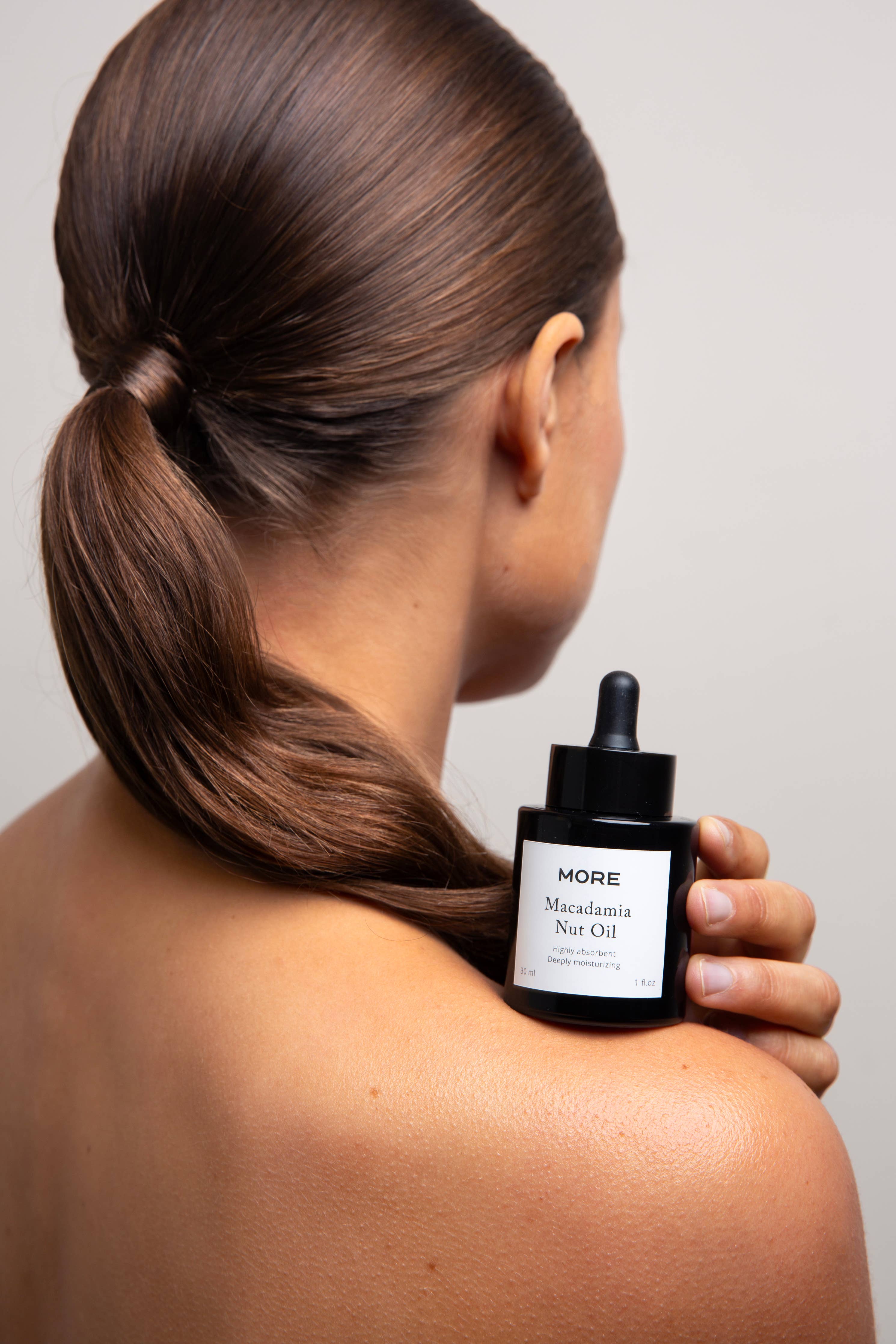 More - Macadamia Oil | 100% Organic & Cold Pressed - 30 ML